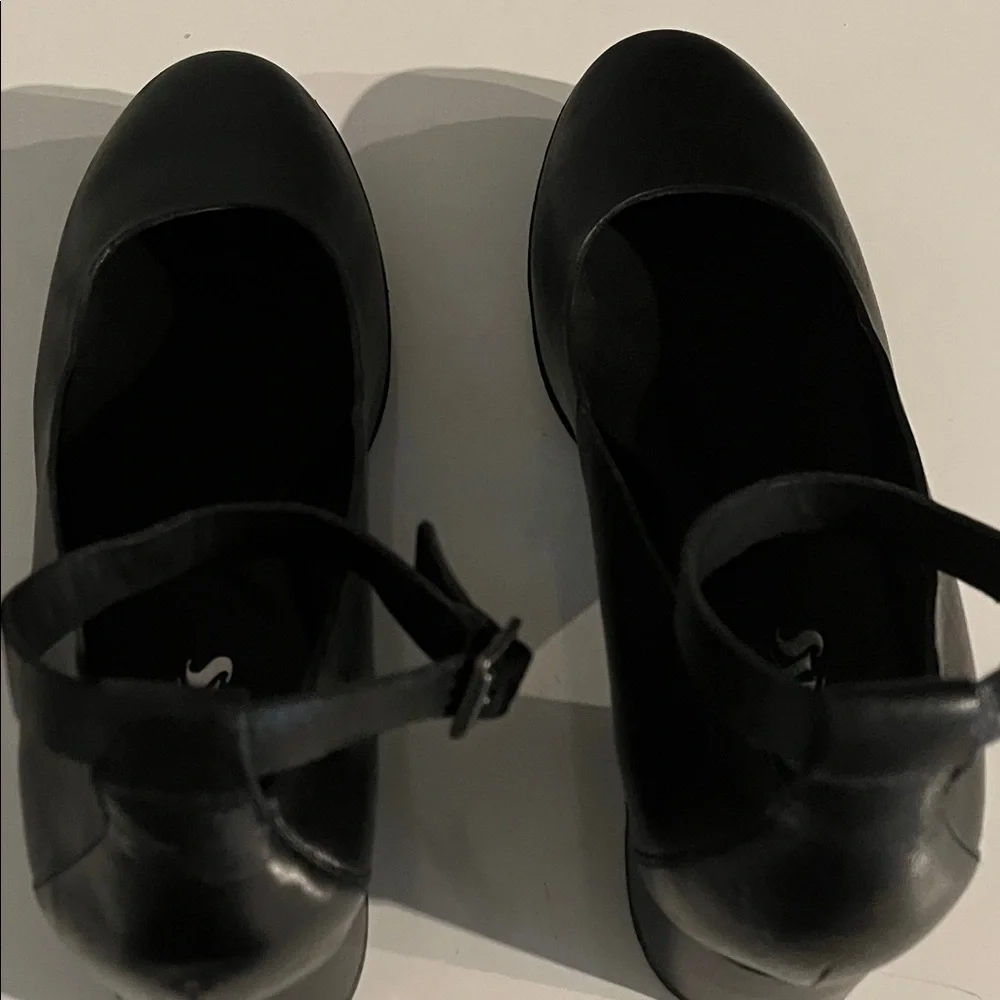 Kork-Ease Classic Black‎ Ankle Strap Heels. Size 8